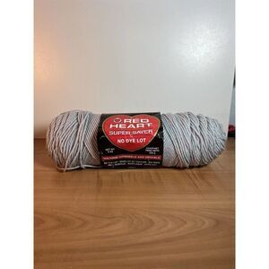Red Heart Super Saver Yarn Light Gray No Dye Lot 4 Ply Worsted 8oz Yarn New